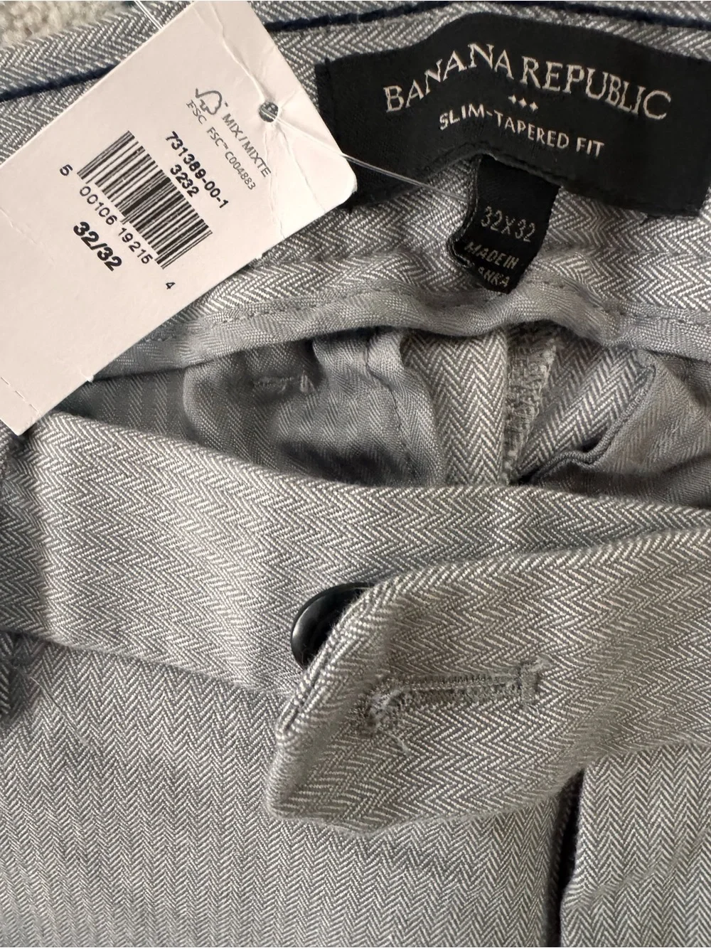 Banana Republic Light Gray Men's Dress Pants - Tailored Look